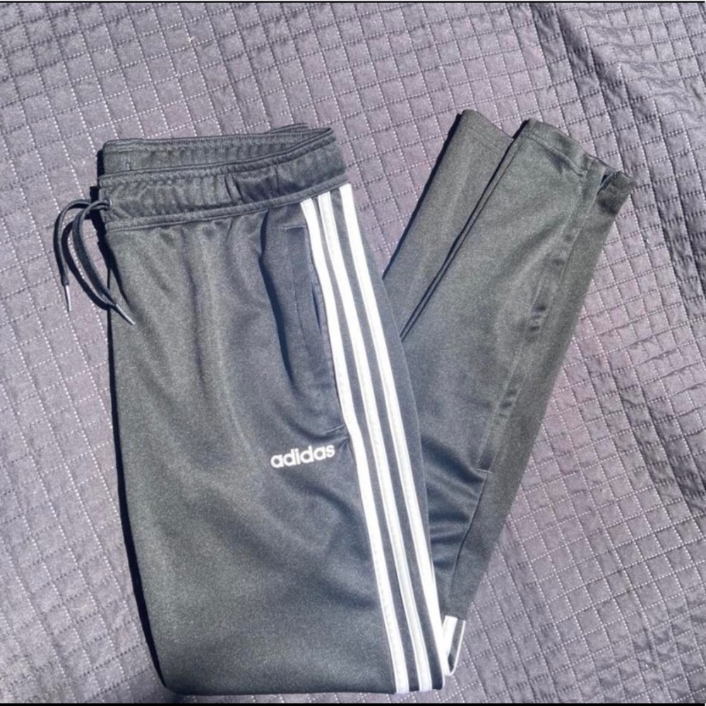 Adidas sweatpants